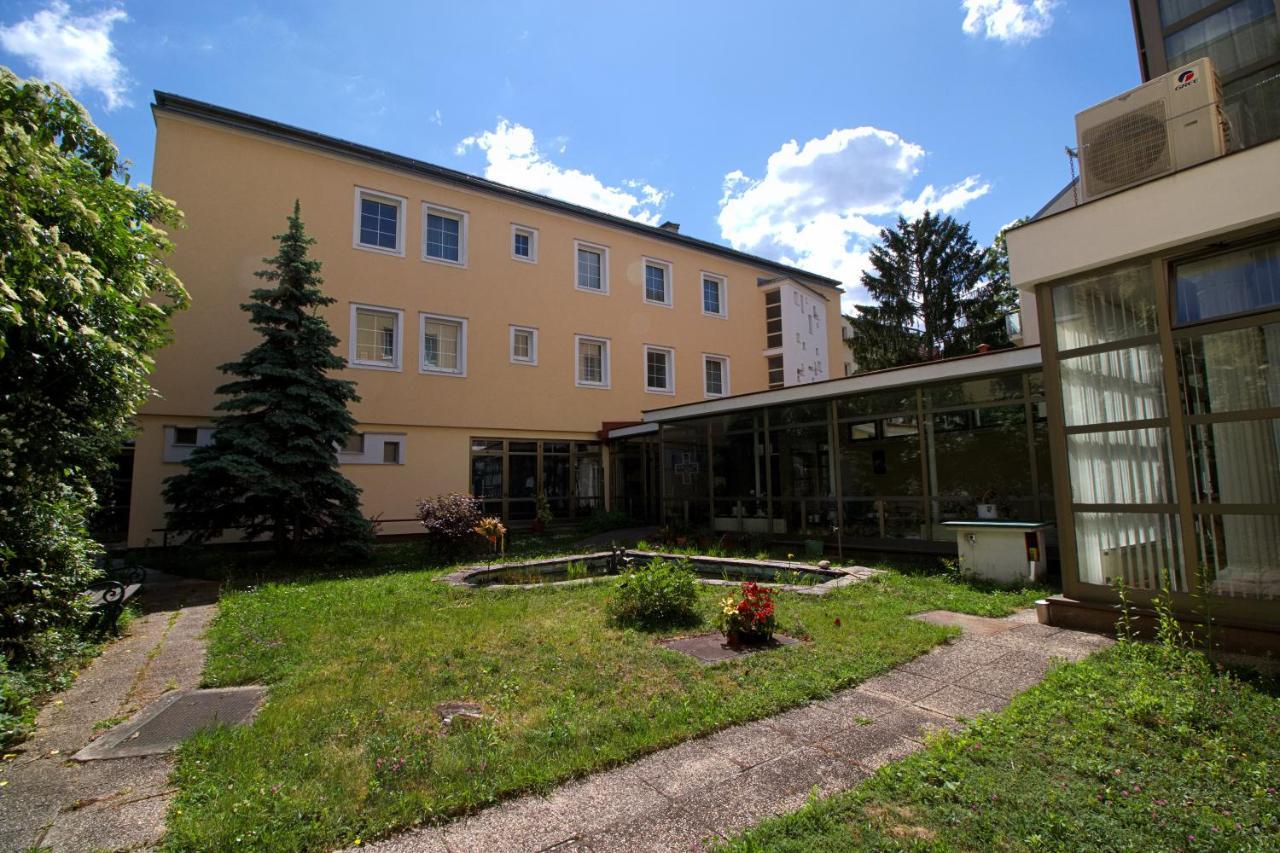 Hotel Garni Das Pallottihaus Vienna